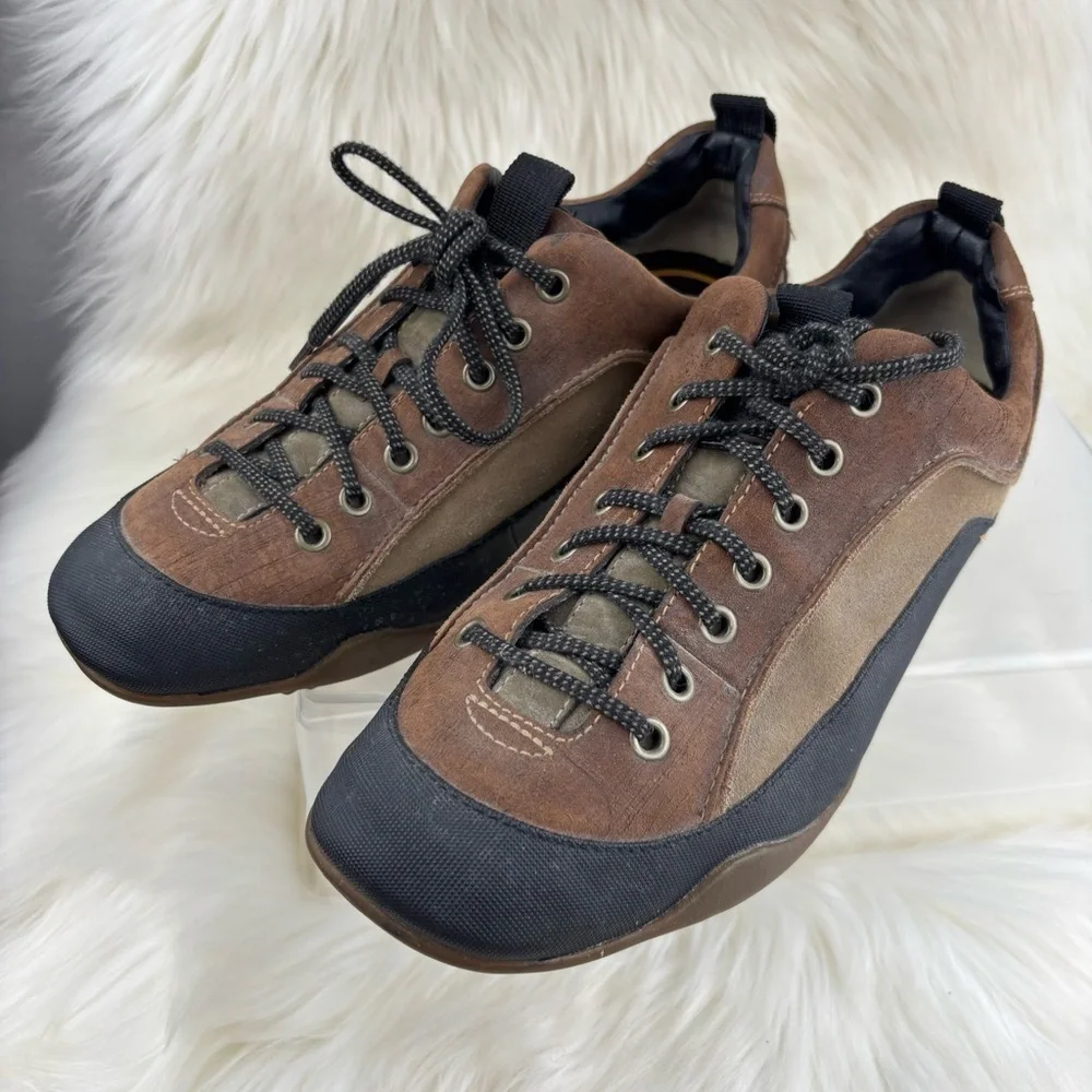 Timberland Brown and Black Sneakers with Rugged Design